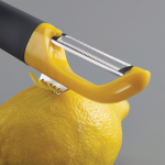 JOSEPH JOSEPH Multi-Peel - Serrated Peeler